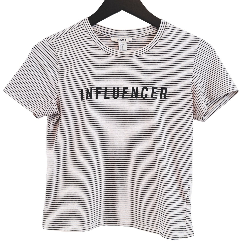 Forever 21 Graphic T-Shirt Women Small Black White Striped Influencer Casual Tee
